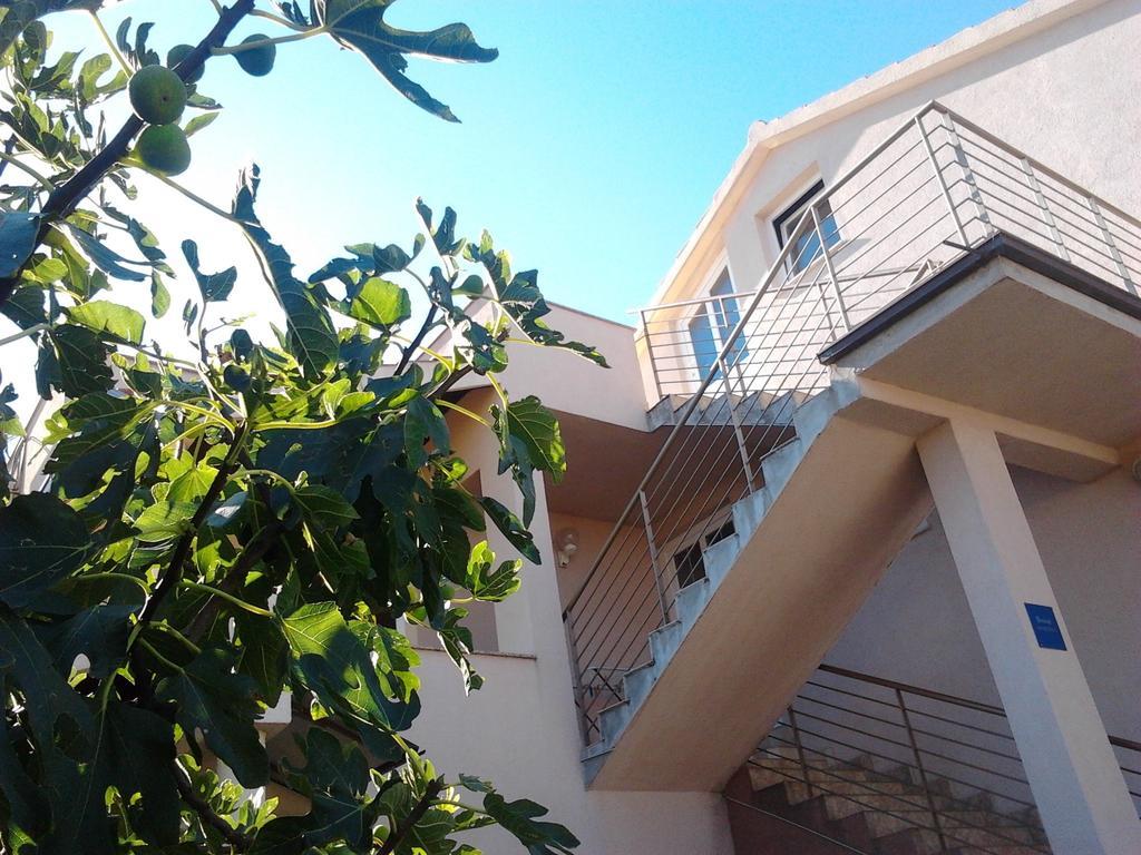 מורטר Apartments Jadranica מראה חיצוני תמונה